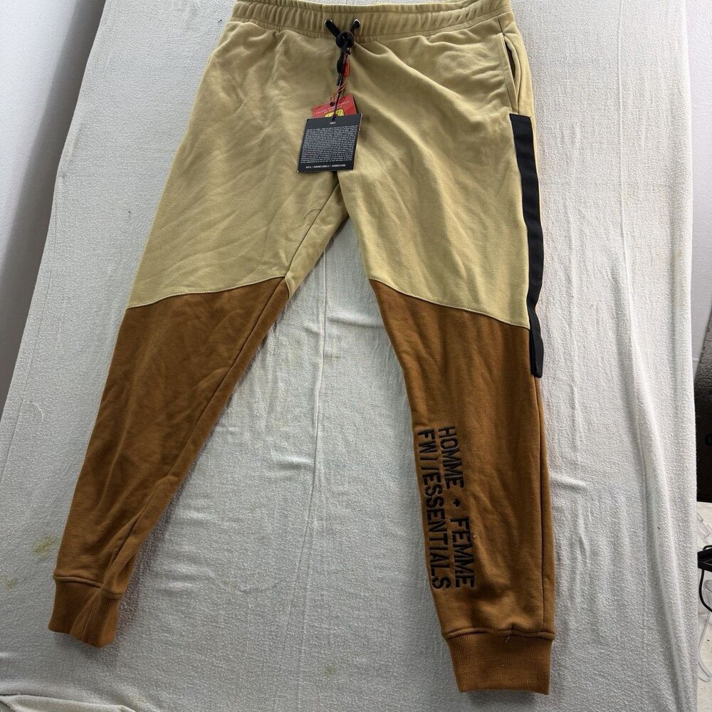 HOMME + FEMME Essentials jogger pants Size Large NWT Mens